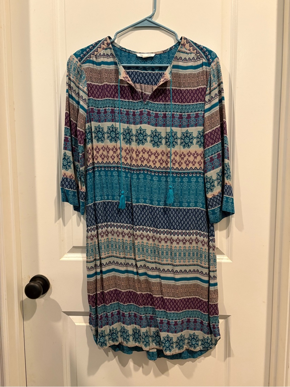 Beachlunchlounge Teal, Purple and Cream Striped Printed Dress with Tassels Small